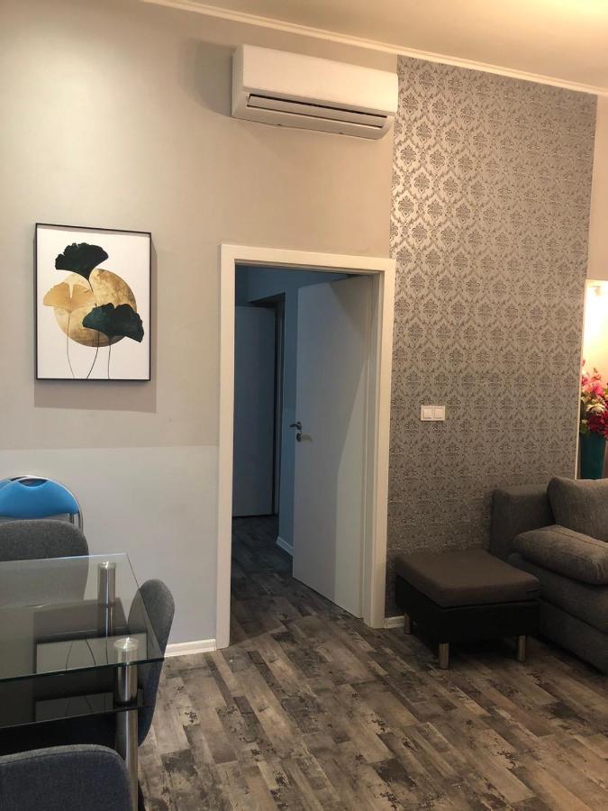 Cozy Homestay At Prague Main Station المظهر الخارجي الصورة